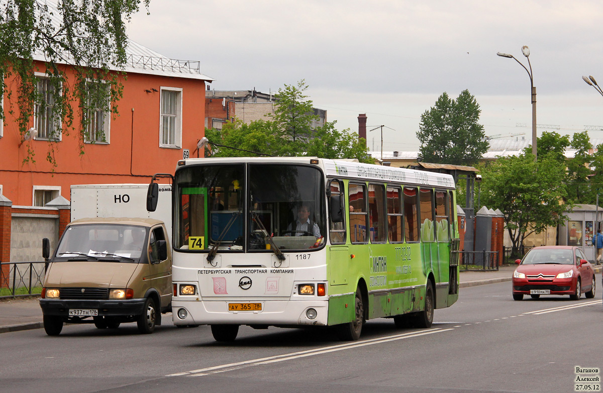 Санкт-Петербург, ЛиАЗ-5256.25 № n187