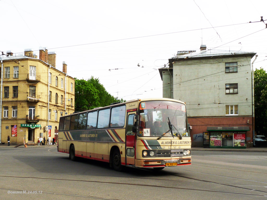 Ленинградская область, Kutter 9 Continental № АВ 932 47