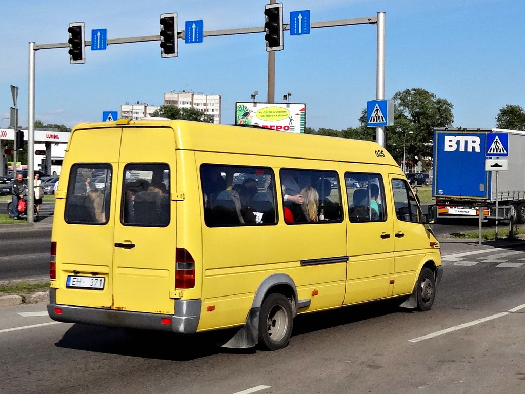 Латвия, Mercedes-Benz Sprinter W904 413CDI № 925