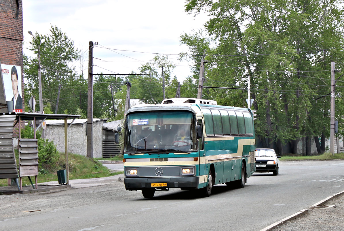 Свердловская область, Mercedes-Benz O303 № АТ 770 66