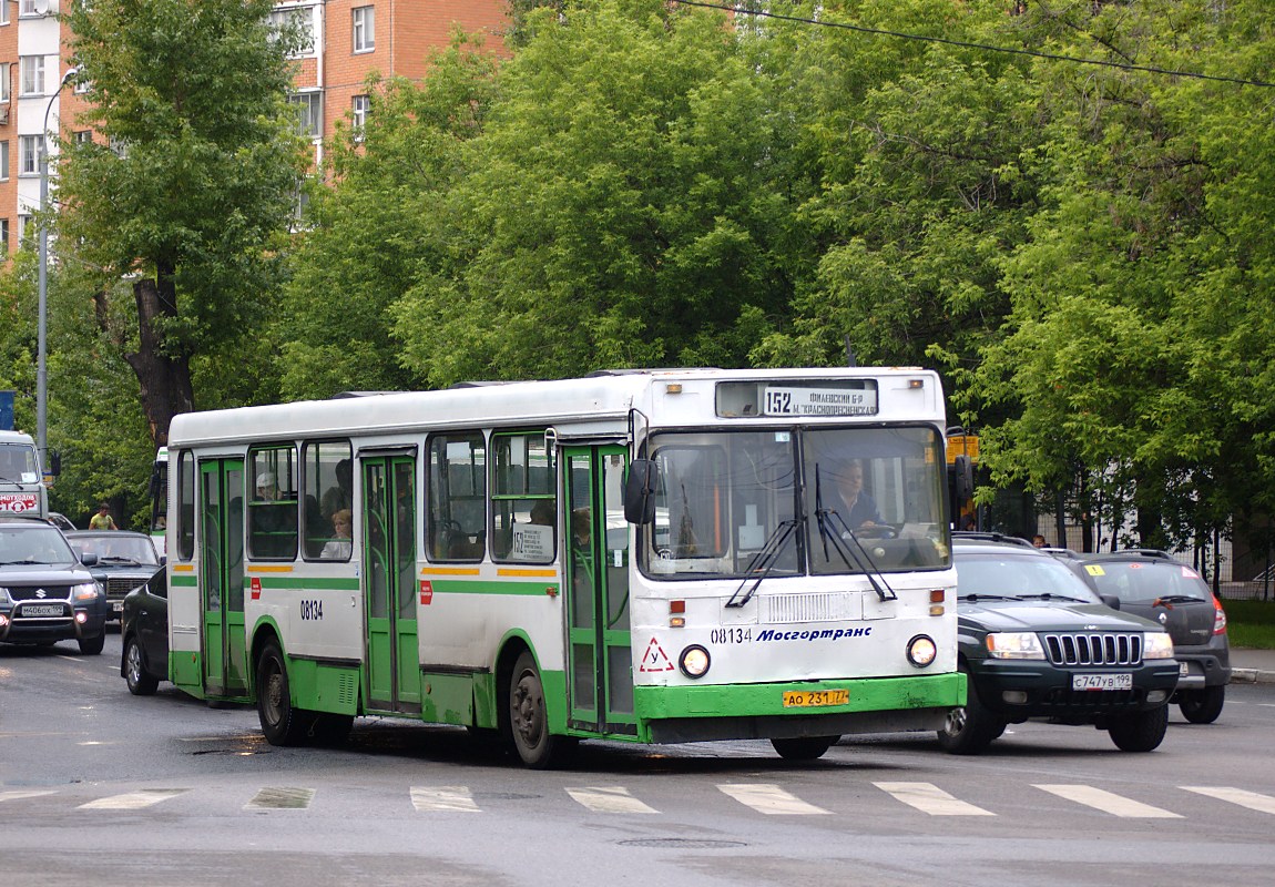 Москва, ЛиАЗ-5256.25 № 08134