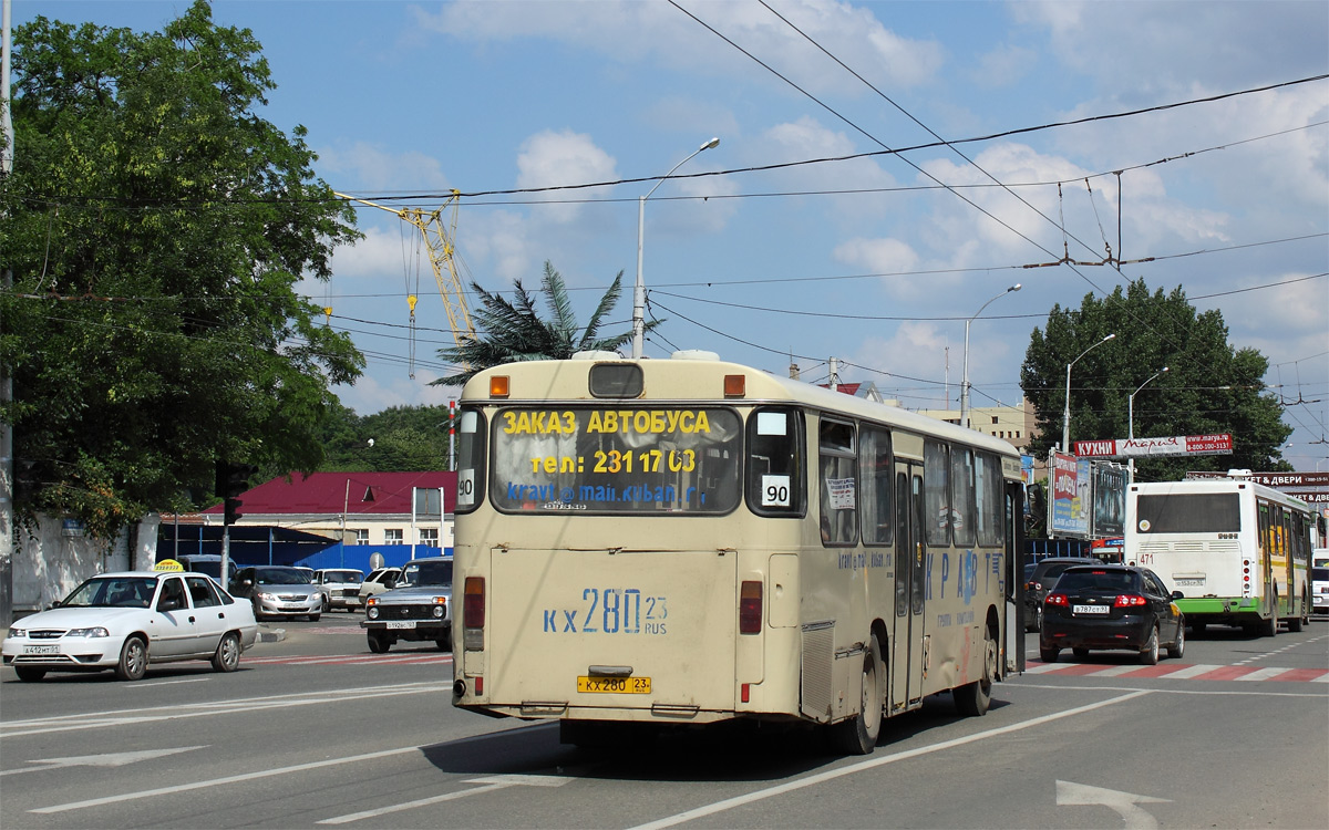 Краснодарский край, MAN 789 SÜ240 № 572