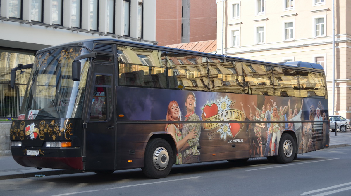 Санкт-Петербург, Neoplan N316SHD Transliner № М 211 МР 05