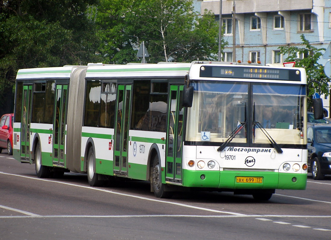 Moskva, LiAZ-6213.20 č. 19701