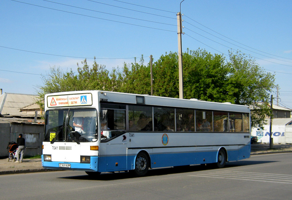 Asztana, Mercedes-Benz O405 sz.: 7041