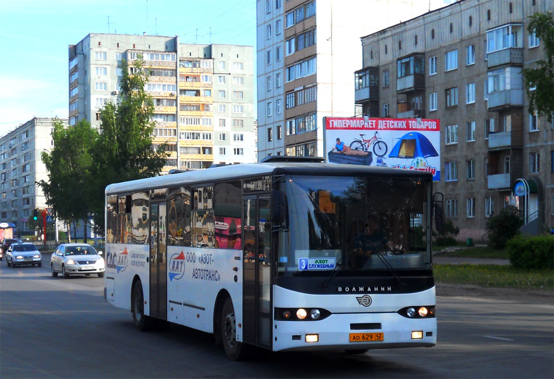 Номер автобуса кемеровского. Волжанин 52701. Автобусы Кемерово. Автобус 629. Автобус Новокузнецк Кемерово.