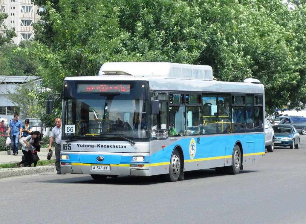 Алматы, Yutong ZK6120HGM № 165