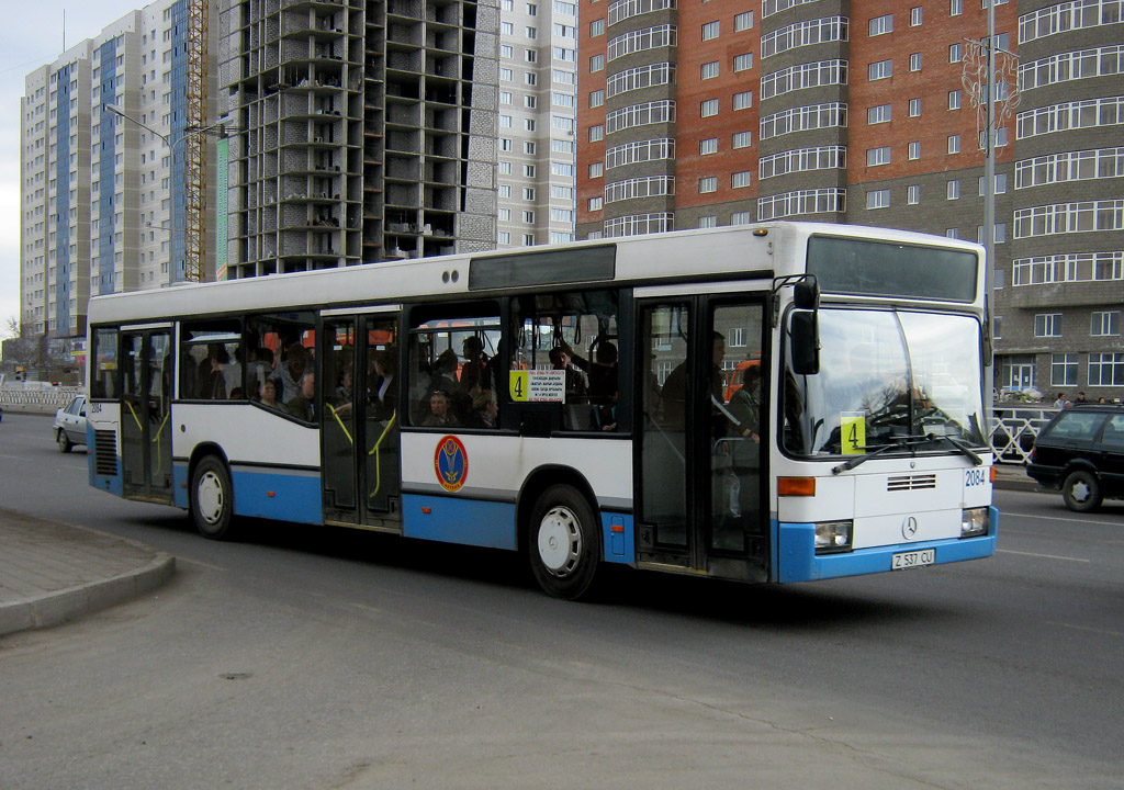 3 автобус астана. Автобусы третий парк. Автобус Мерседес Екатеринбург. Третий парк автобусы фото. Астана Mercedes-Benz o 405n2 фото.