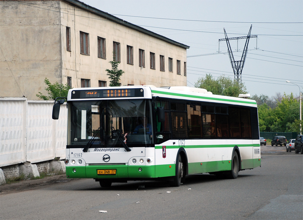 Moskva, LiAZ-5292.21 č. 17162