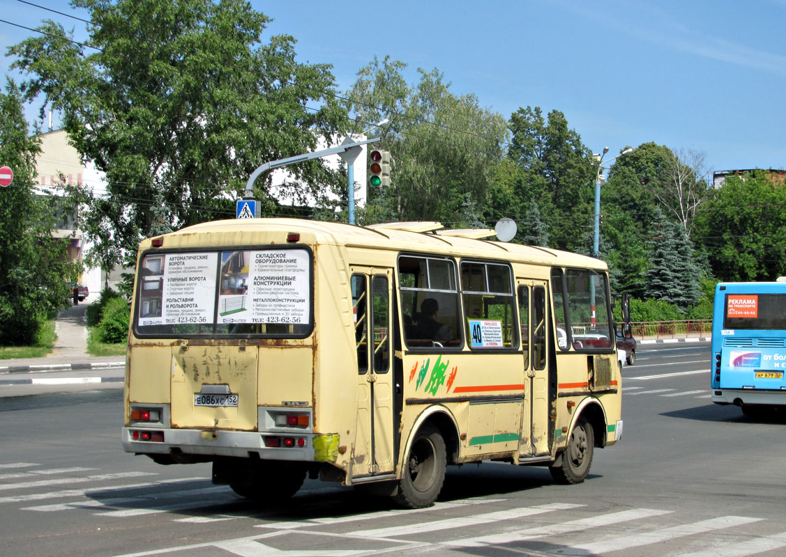 Nizhegorodskaya region, PAZ-32054 # Е 086 ХС 152