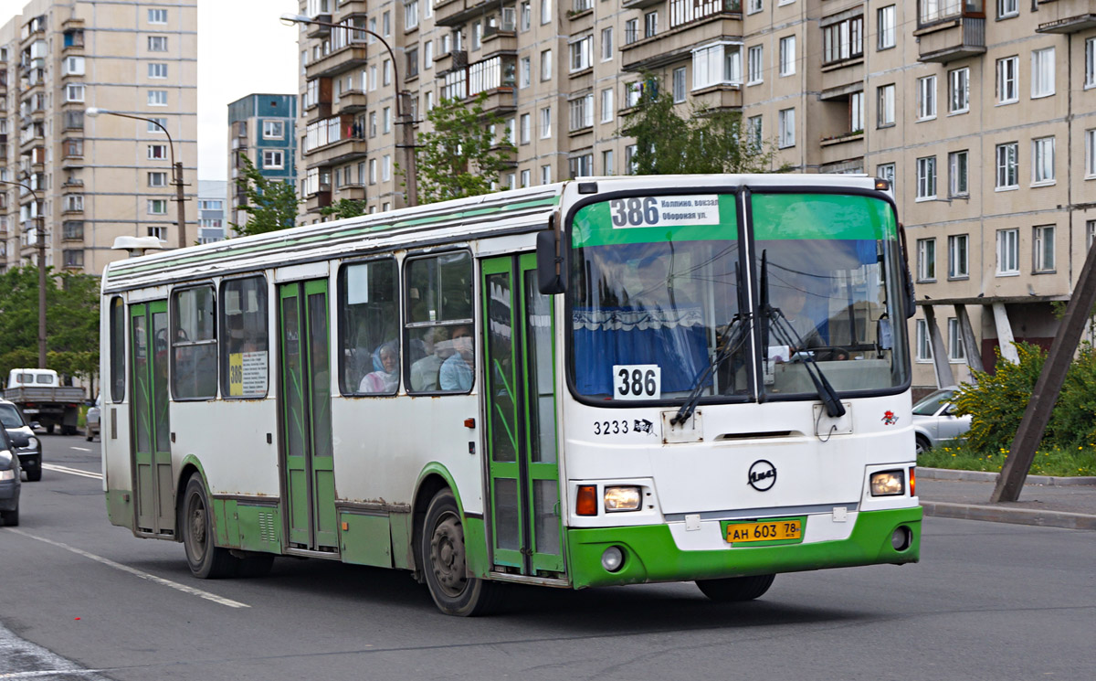 Санкт-Петербург, ЛиАЗ-5256.25 № 3233