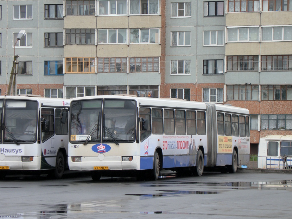 Псковская область, Mercedes-Benz O345G № 688