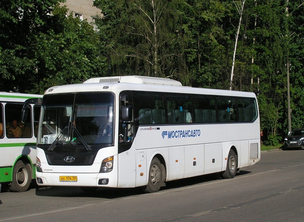 Московская область, Hyundai Universe Space Luxury № АХ 174 50