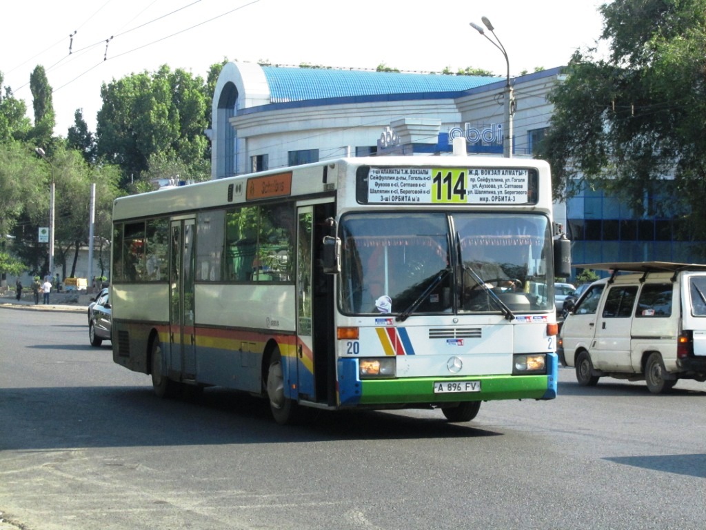 Алматы, Mercedes-Benz O405 № A 896 FV