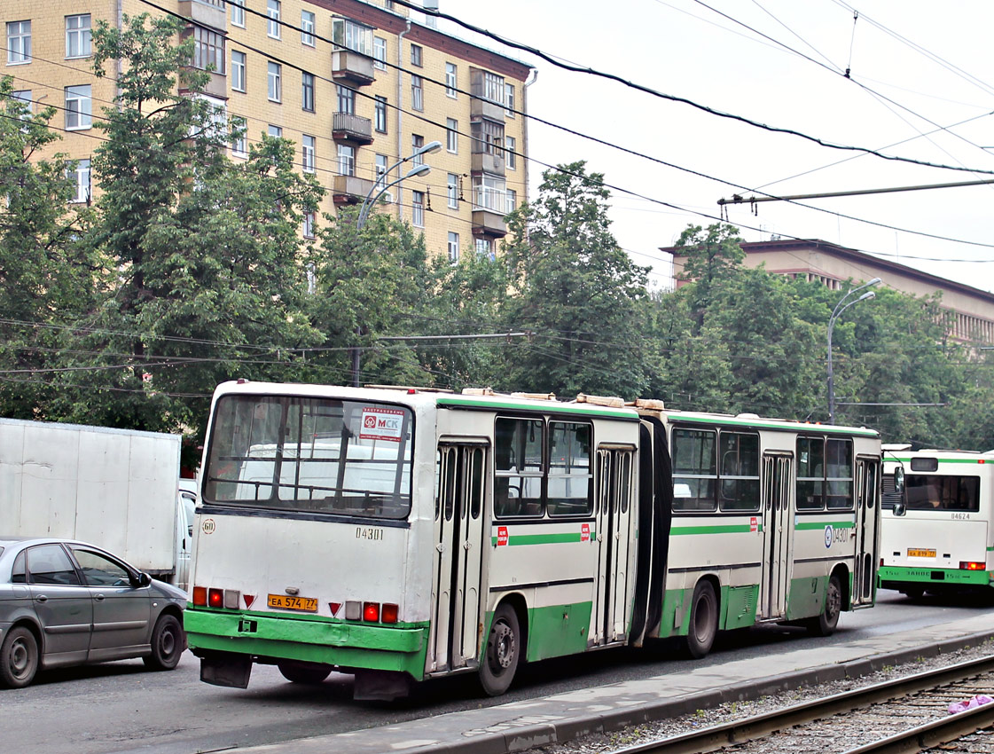 Moskva, Ikarus 280.33M č. 04301