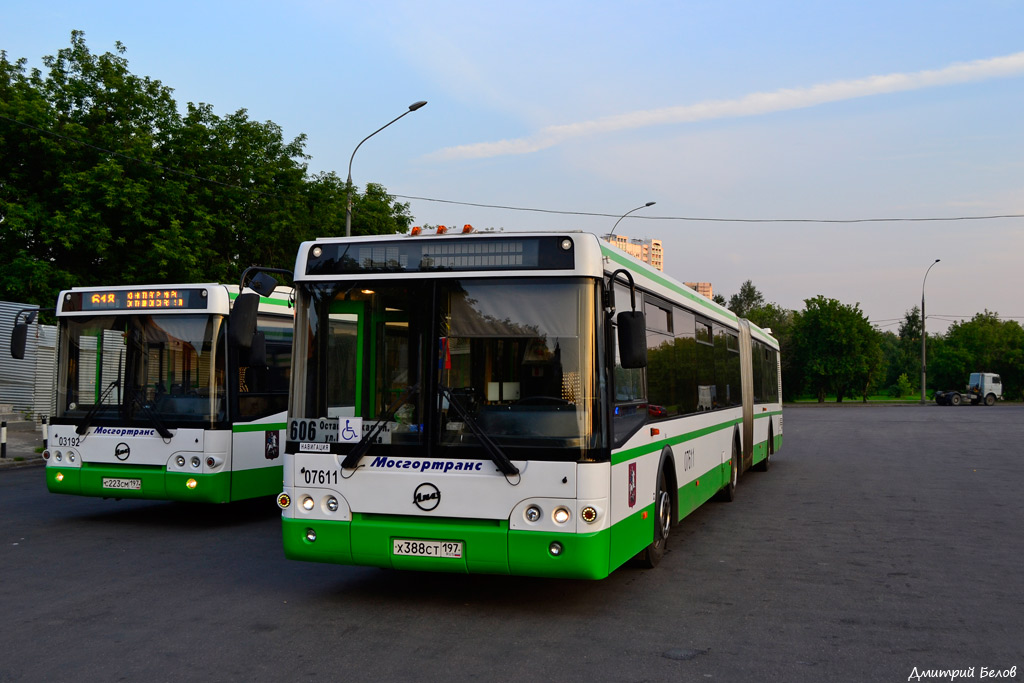 Moskva, LiAZ-6213.21 č. 07611