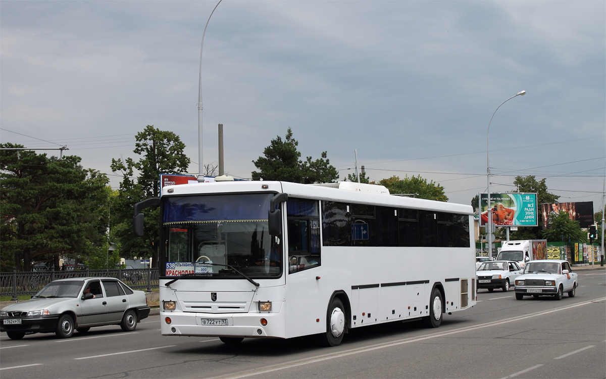 Краснодарский край, НефАЗ-5299-17-33 № В 722 УТ 93