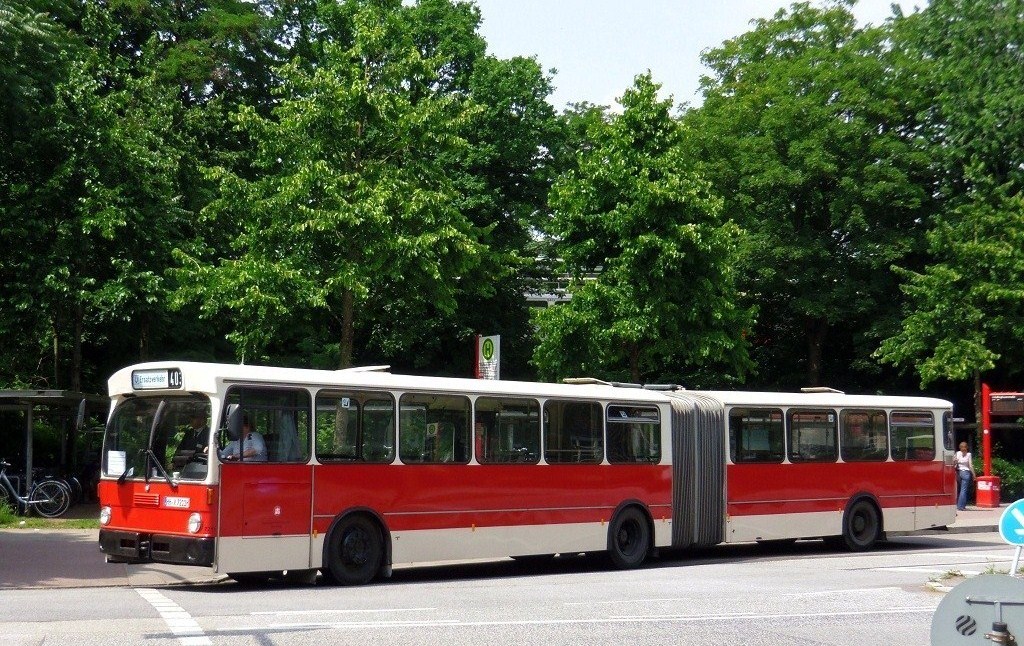 Гамбург, Mercedes-Benz O305G № 7211