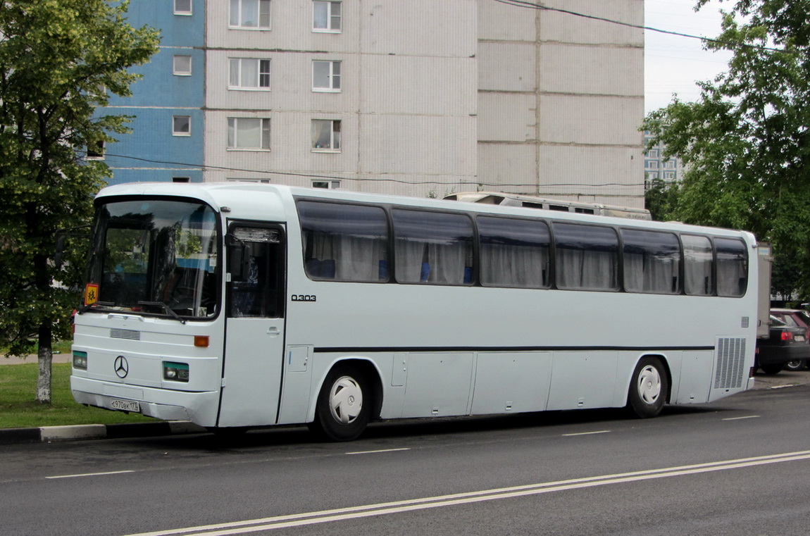 Москва, Mercedes-Benz O303-15RHS № С 970 ВК 177