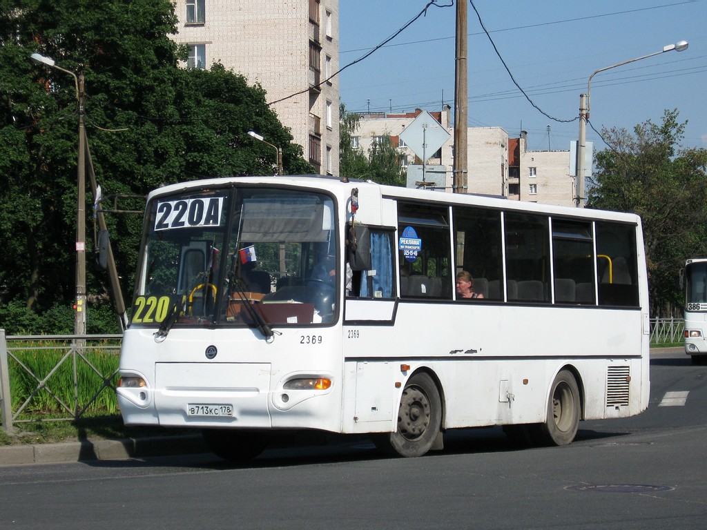 Санкт-Петербург, КАвЗ-4235-03 № 2369