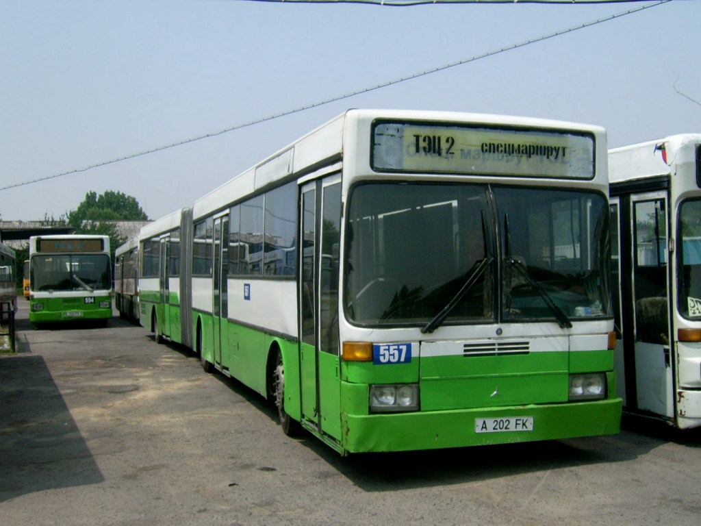 Алматы, Mercedes-Benz O405G № 557