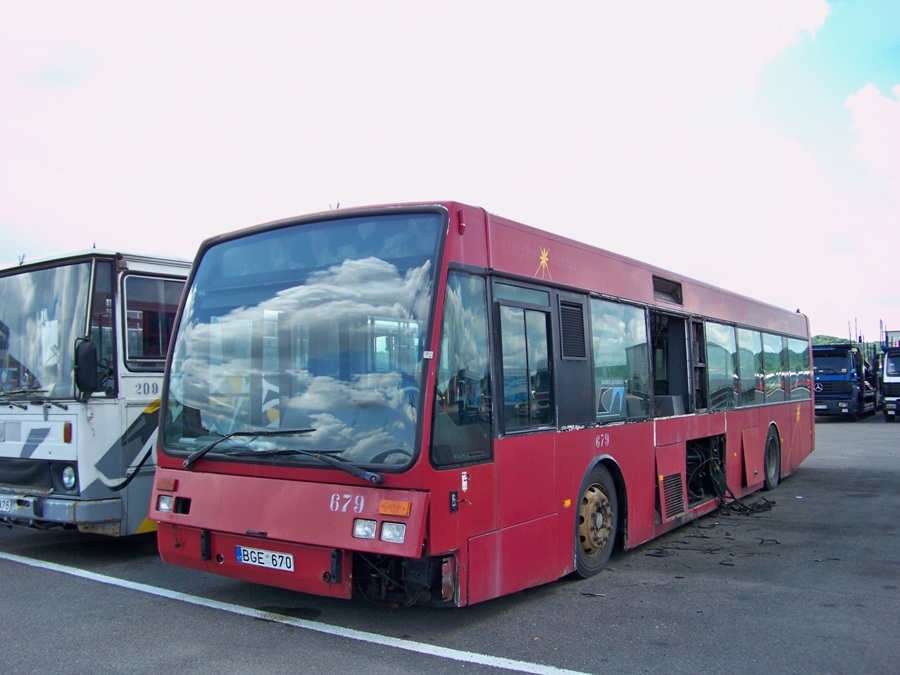 Литва, Van Hool A300 № 679