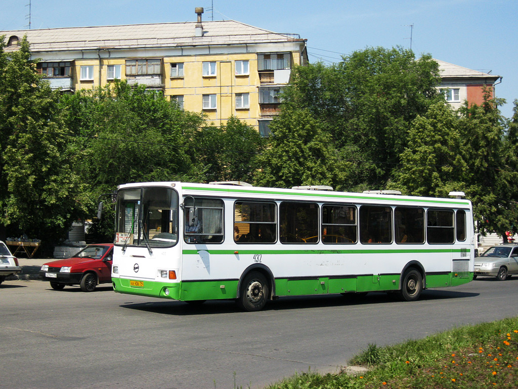 Челябинская область, ЛиАЗ-5256.35 № 432