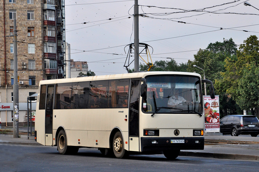 Харьковская область, ЛАЗ-4207JT "Лайнер-10" № AX 7670 KX