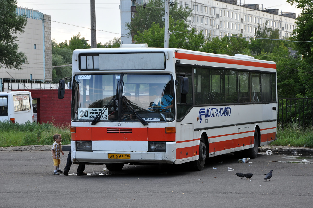 Московская область, Mercedes-Benz O405 № 1070