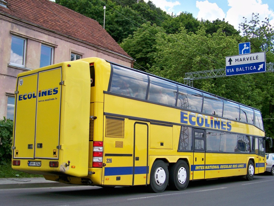 Латвия, Neoplan N122/3L Skyliner № 226