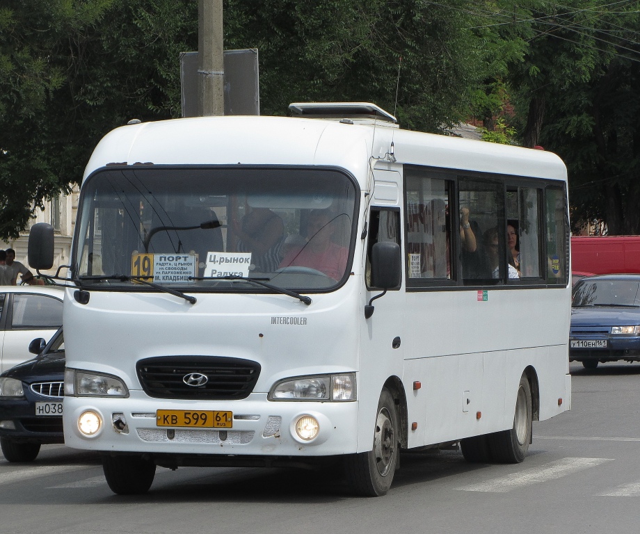 Ростовская область, Hyundai County LWB C11 (ТагАЗ) № КВ 599 61