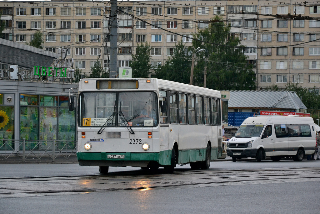 Санкт-Петербург, ЛиАЗ-5256.25 № 2372