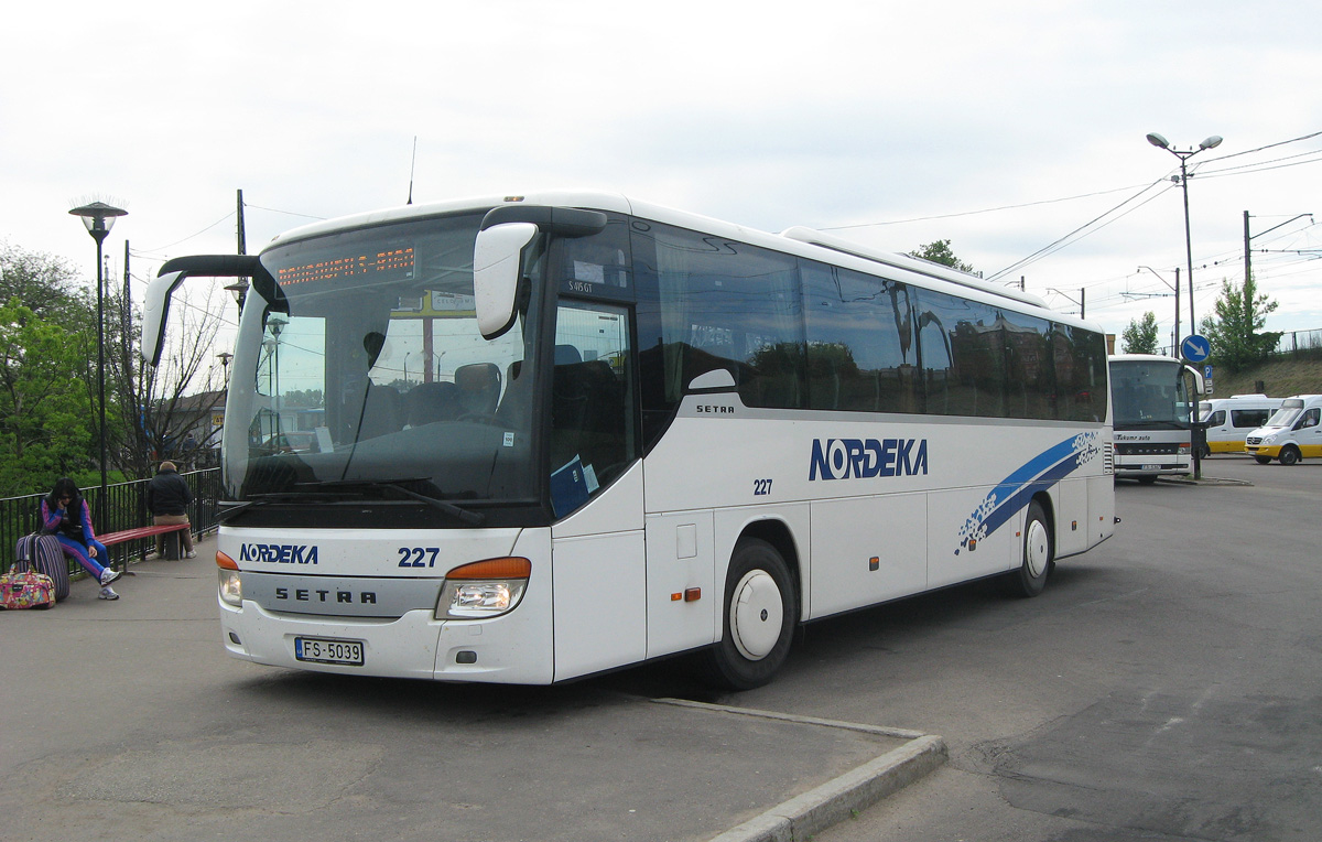 Латвия, Setra S415GT № 227