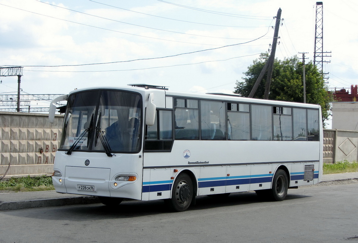 Свердловская область, КАвЗ-4238-02 № 88