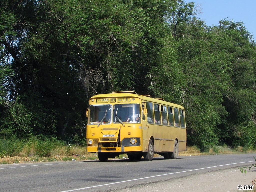 Волгоградская область, ЛиАЗ-677М № 8010