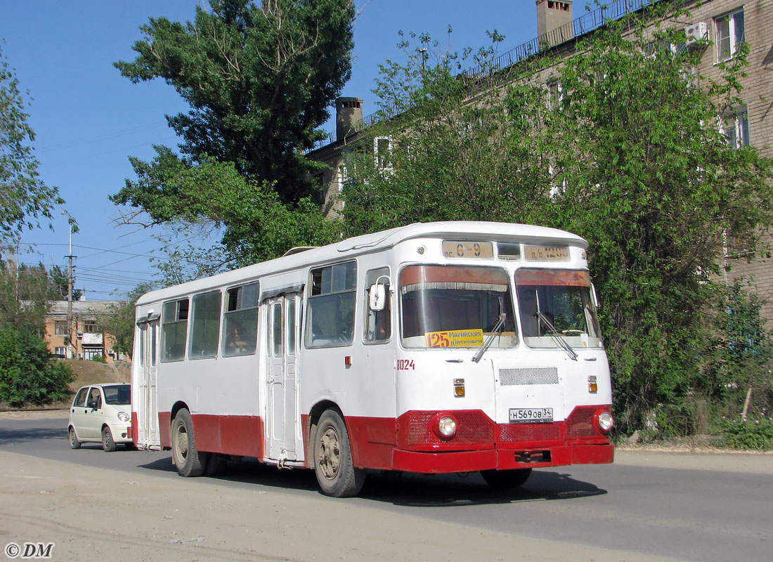 Волгоградская область, ЛиАЗ-677М № 8024