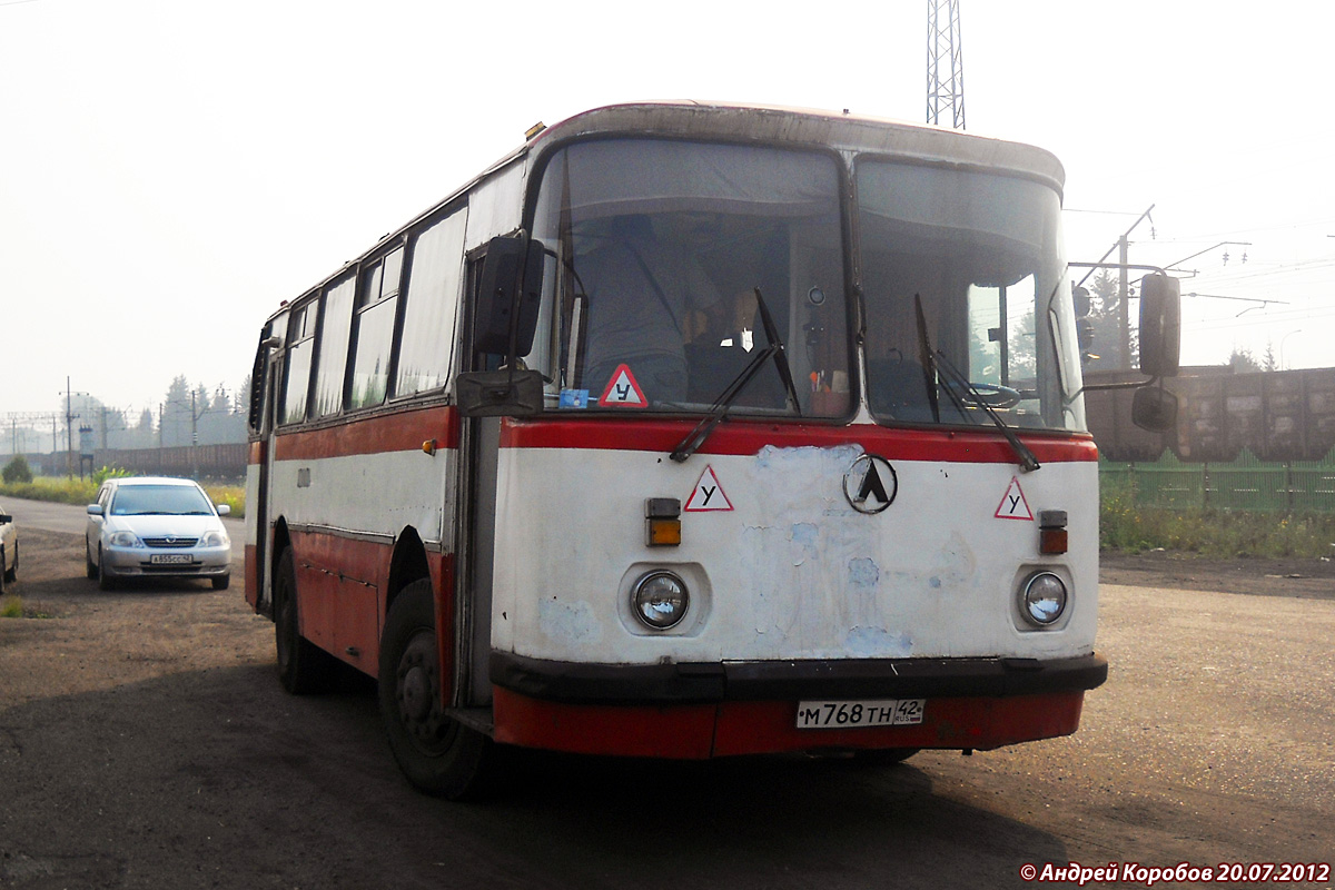 Kemerovo region - Kuzbass, LAZ-695N č. М 768 ТН 42