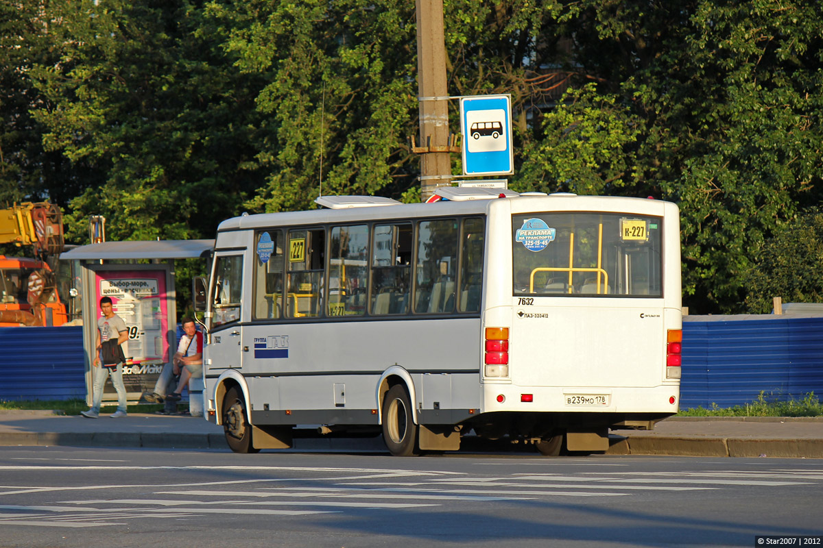 Санкт-Петербург, ПАЗ-320412-05 № 7632