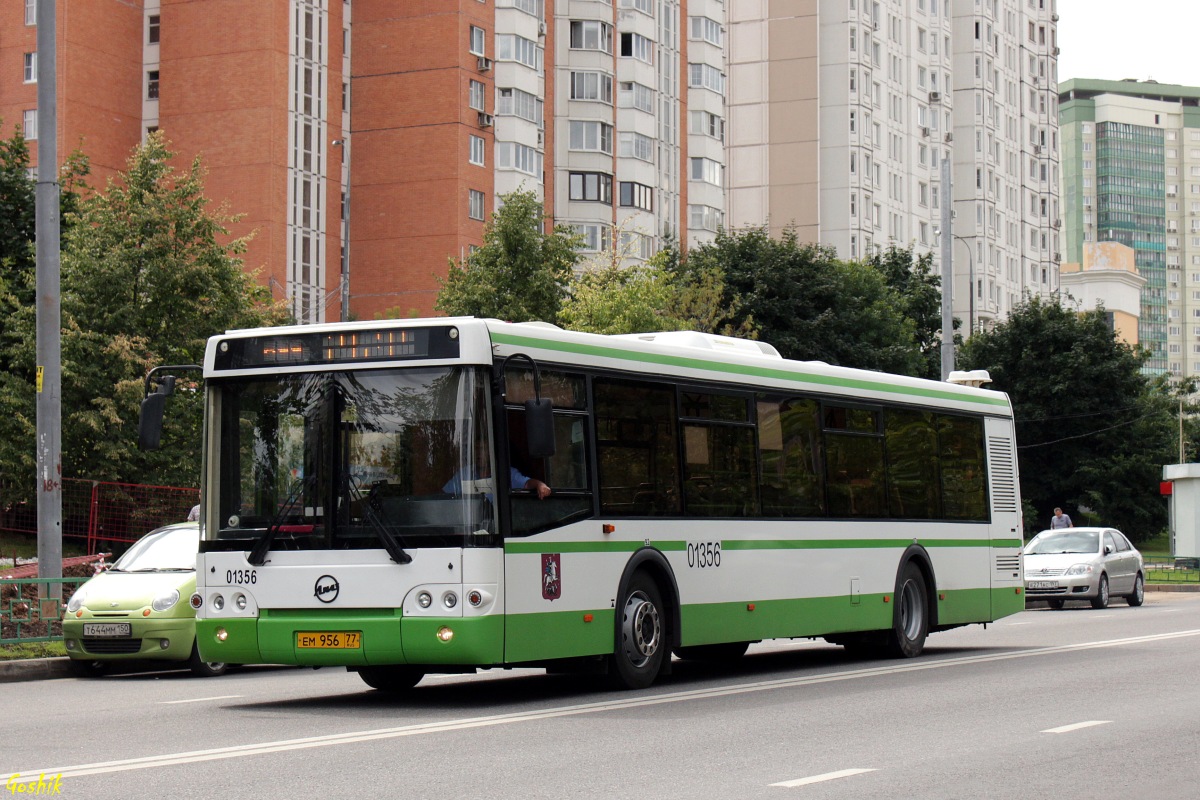 Moskau, LiAZ-5292.21 Nr. 01356