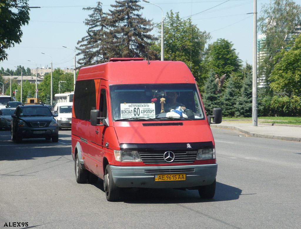 Днепропетровская область, Mercedes-Benz Sprinter W904 412D № AE 9615 AA