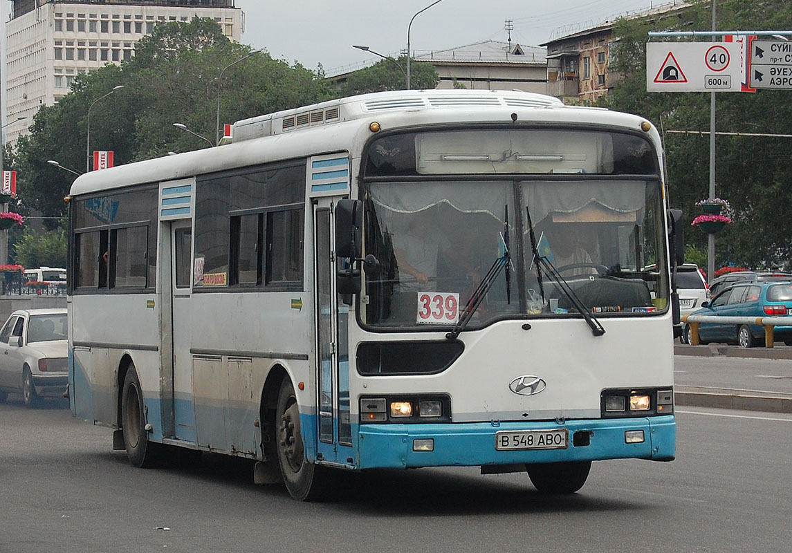 Хюндай алматы. Hyundai Aerocity 540. Хендэ Аэросити о200рм. Хендэ Аэросити н 302. Фотобус Алматы.