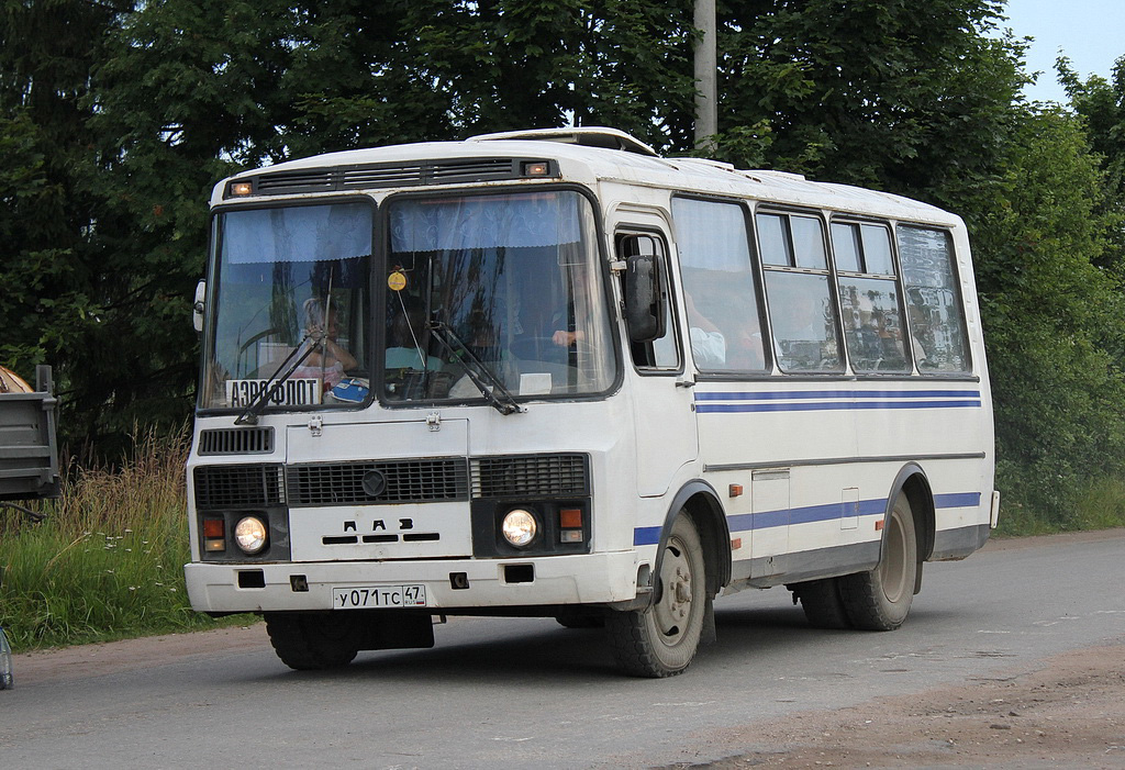 Ленинградская область, ПАЗ-3205-110 № У 071 ТС 47