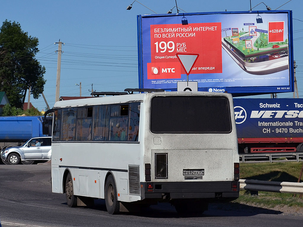 Белгородская область, ЛАЗ А1414 "Лайнер-9" № Р 692 НА 31