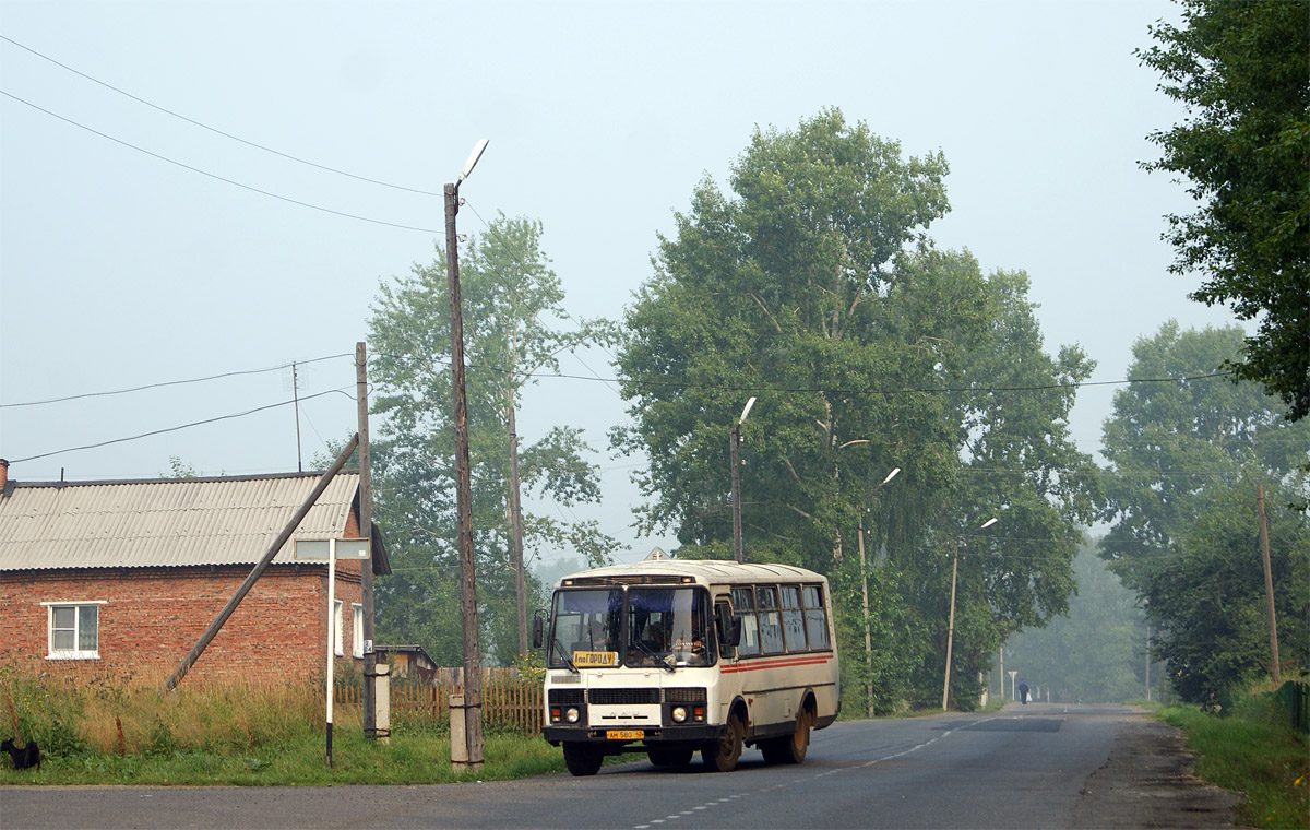 Тайга кемерово автобус завтра. Кемерово Тайга автобус. Автобус Тайга. Фото автовокзала Тайга. Фото автобус в тайге.