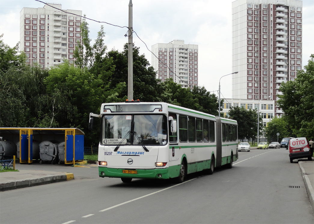 Москва, ЛиАЗ-6212.01 № 15297