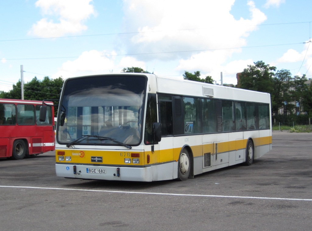 Литва, Van Hool A300 № 676