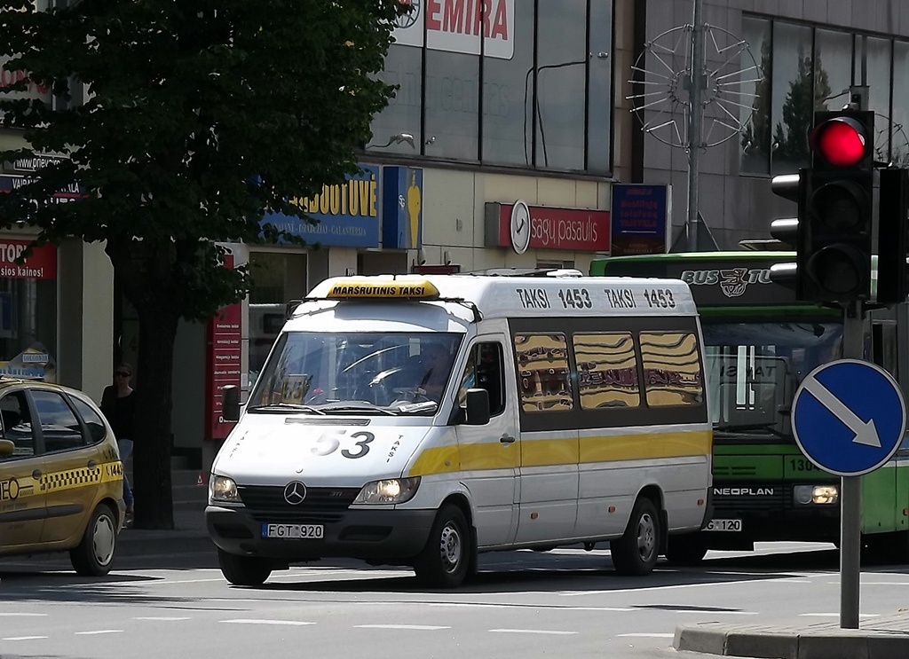 Литва, Mercedes-Benz Sprinter W903 311CDI № FGT 920