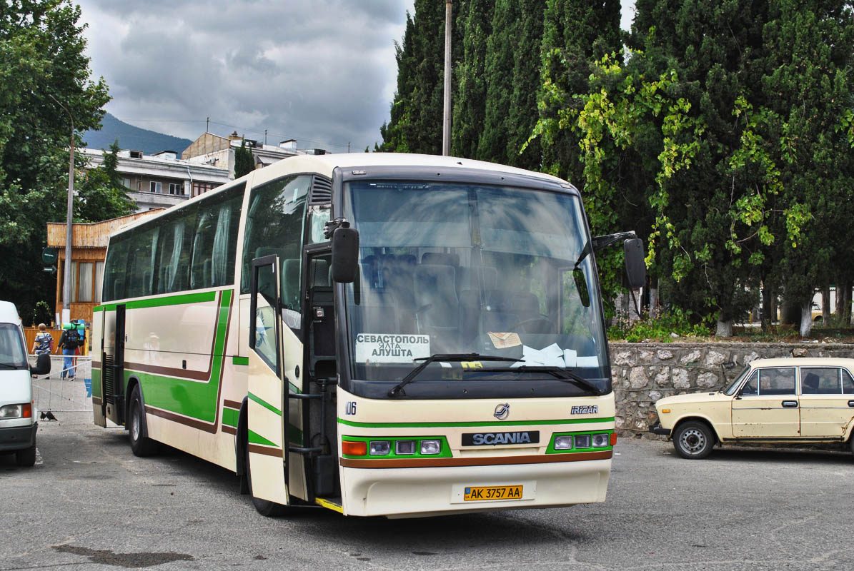 Республика Крым, Irizar Century I 12.35 № AK 3757 AA