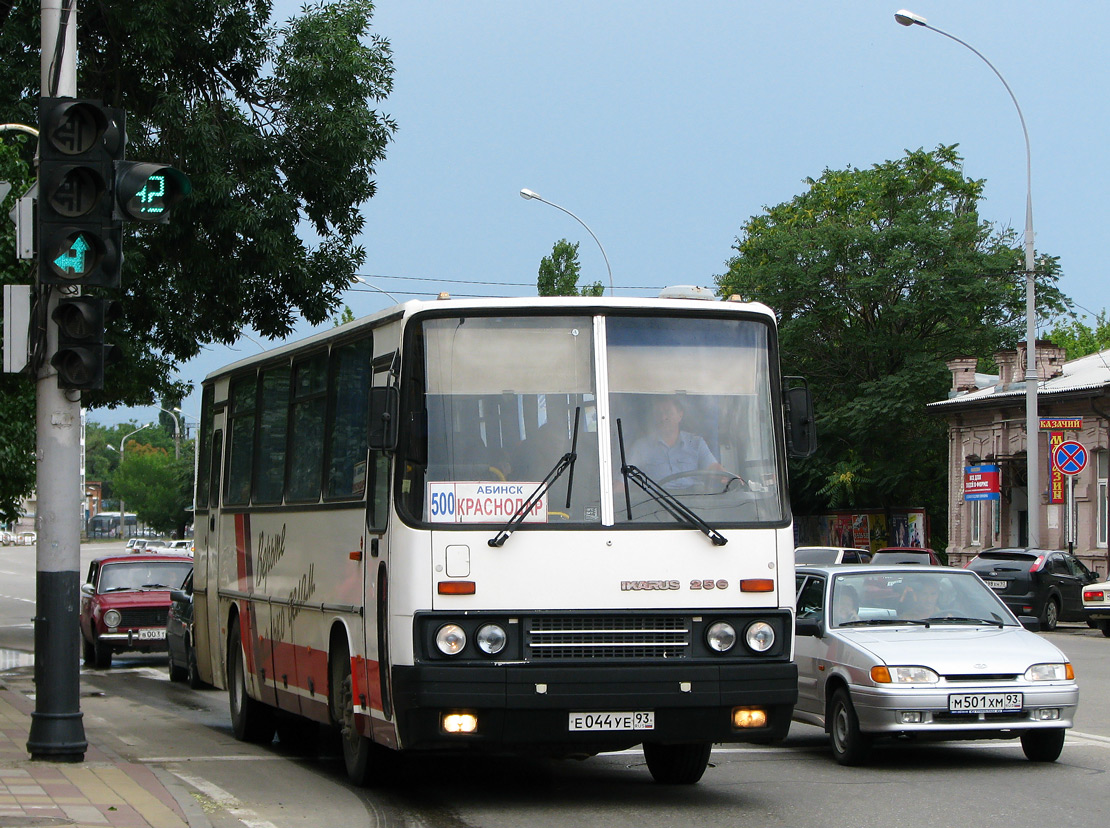 Краснодарский край, Ikarus 256.21H № Е 044 УЕ 93