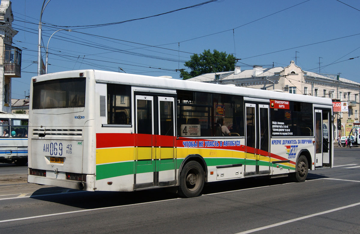 Kemerovo region - Kuzbass, NefAZ-5299-10-15 Nr. 272